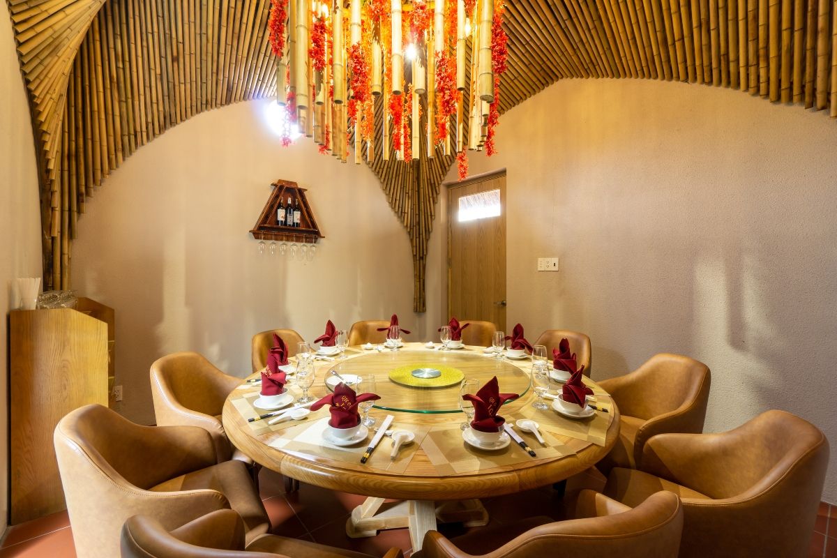  Thi công nội - ngoại thất tre trúc, phong cách hiện đại, trang nhã. 