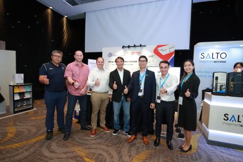  Công ty Hoàng Chương tại sự kiện BCI Equinox diễn ra vào ngày 20/05 tại khách sạn Sheraton với chủ đề 