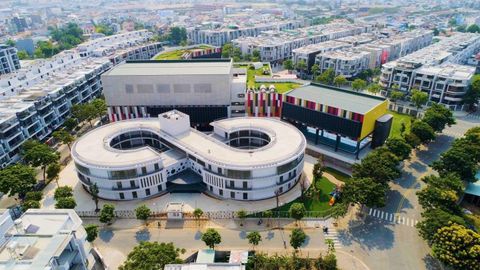  TRƯỜNG MẦM NON HUGO HOUSE - CUNG CẤP VÀ LẮP ĐẶT SÀN VINYL ARMSTRONG 