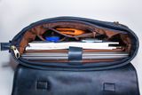  Cặp công sở Trita (Thời trang nam vừa laptop 14 inch - Cặp da TCA4D) màu đen 