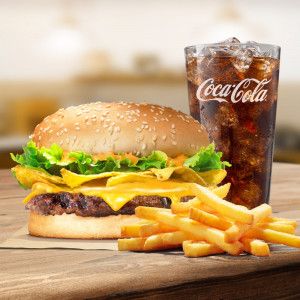  Combo burger bò khoai giòn tràn phô mai 