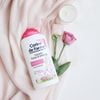 Gel vệ sinh phụ nữ giúp làm sạch, dưỡng ẩm Corine de Farme Intimate Gel 250ml
