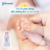 Dầu mát xa dưỡng ẩm Johnson's Baby Oil 50ml/200ml