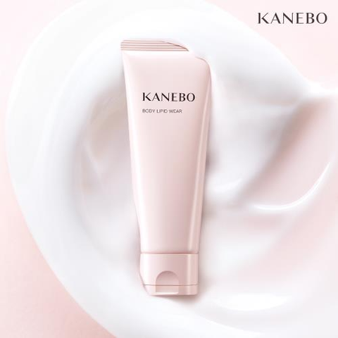 Kem Dưỡng Thể Kanebo Body Lipid Wear