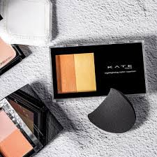 Phấn má Kate Highlighting Nuancer