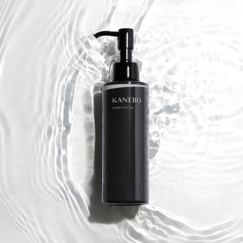 Dầu Tẩy Trang Kanebo Instant Off Oil