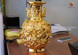 Đôi lọ hoa mẫu đơn cá chép bằng đồng mạ vàng 24k cao 30cm