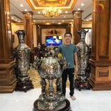 Lộc bình bằng đồng khảm ngũ sắc cao 1m6