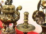 Tam sự bằng đồng vàng màu giả cổ 60cm