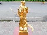 Tượng Quan Vũ tay cầm thanh long đao bằng đồng vàng dát 24K cao 60cm nặng 12kg - Tượng đồng trang trí