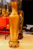 Đôi lộc bình đồng đỏ trơn màu mộc cao 1m6