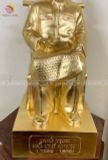 Tượng Bác Hồ bằng đồng dát vàng 24K cao 61cm
