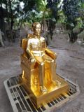 Tượng Bác Hồ ngồi ghế ngai đồng đỏ dát vàng 24K cao 61cm - Đồng Đông Sơn