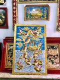 Tranh cá chép vượt vũ môn đồng vàng dát vàng KT 1m8x90cm