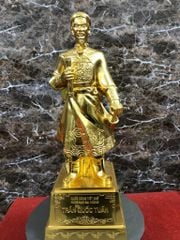 Tượng Trần Quốc Tuấn bằng đồng vàng dát vàng công nghiệp cao 50cm - Tượng đồng trang trí