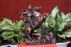 Tượng quan công cưỡi ngựa bằng đồng vàng màu giả cổ cao 26cm- Đồng Đông Sơn