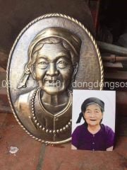 Tranh truyền thần bằng đồng kích thước 25 x 35cm