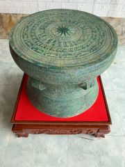 Quả trống ngọc lũ đúc đồng đỏ đường kính 36cm có cóc giả cổ - Trống đồng Ngọc Lũ đúc nổi