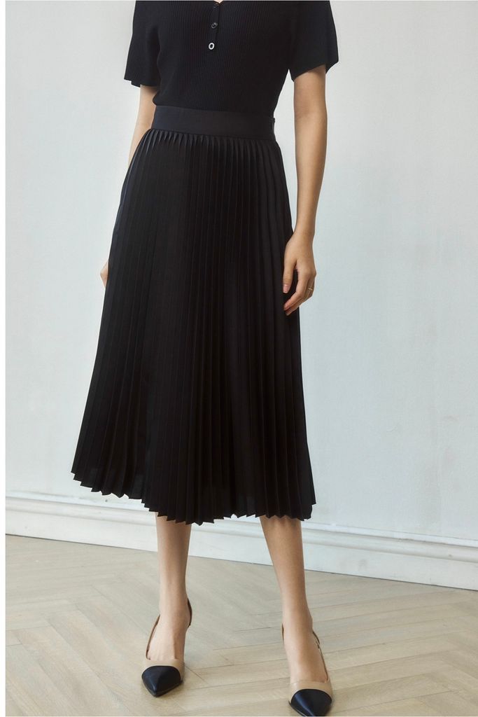 Black Pleated Skirt - Chân váy đen xếp ly