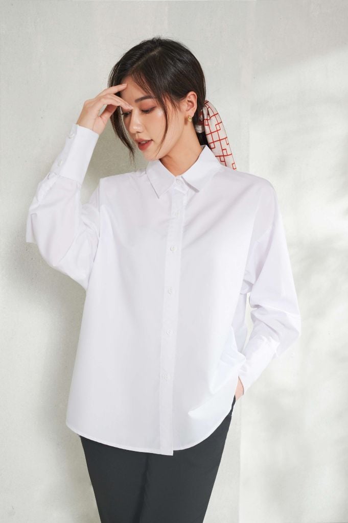 Basic Oversized Shirt Màu Trắng