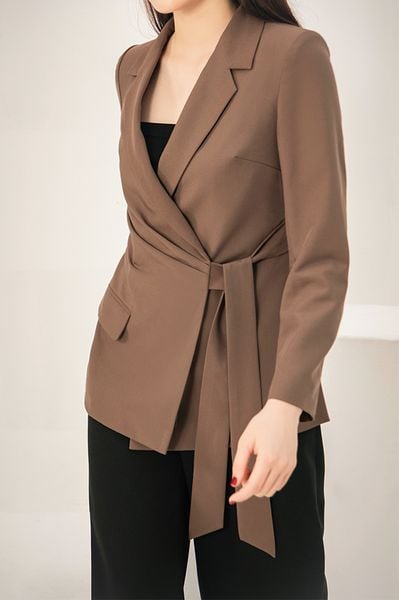 Tyra Blazer