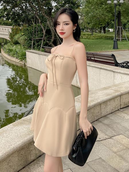  Đầm ngắn Eirly 