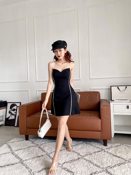  Đầm Ngắn Tibi 