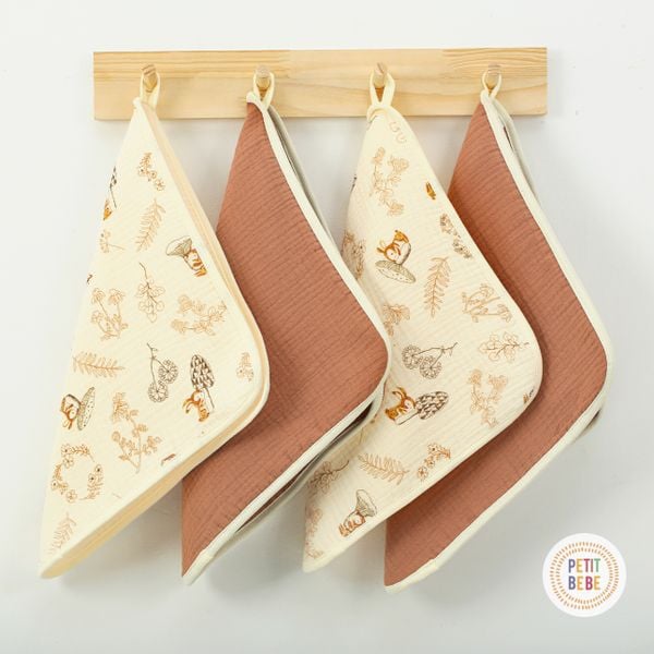  Khăn mặt kích thước lớn 30x30cm cho bé Petit Bebe 