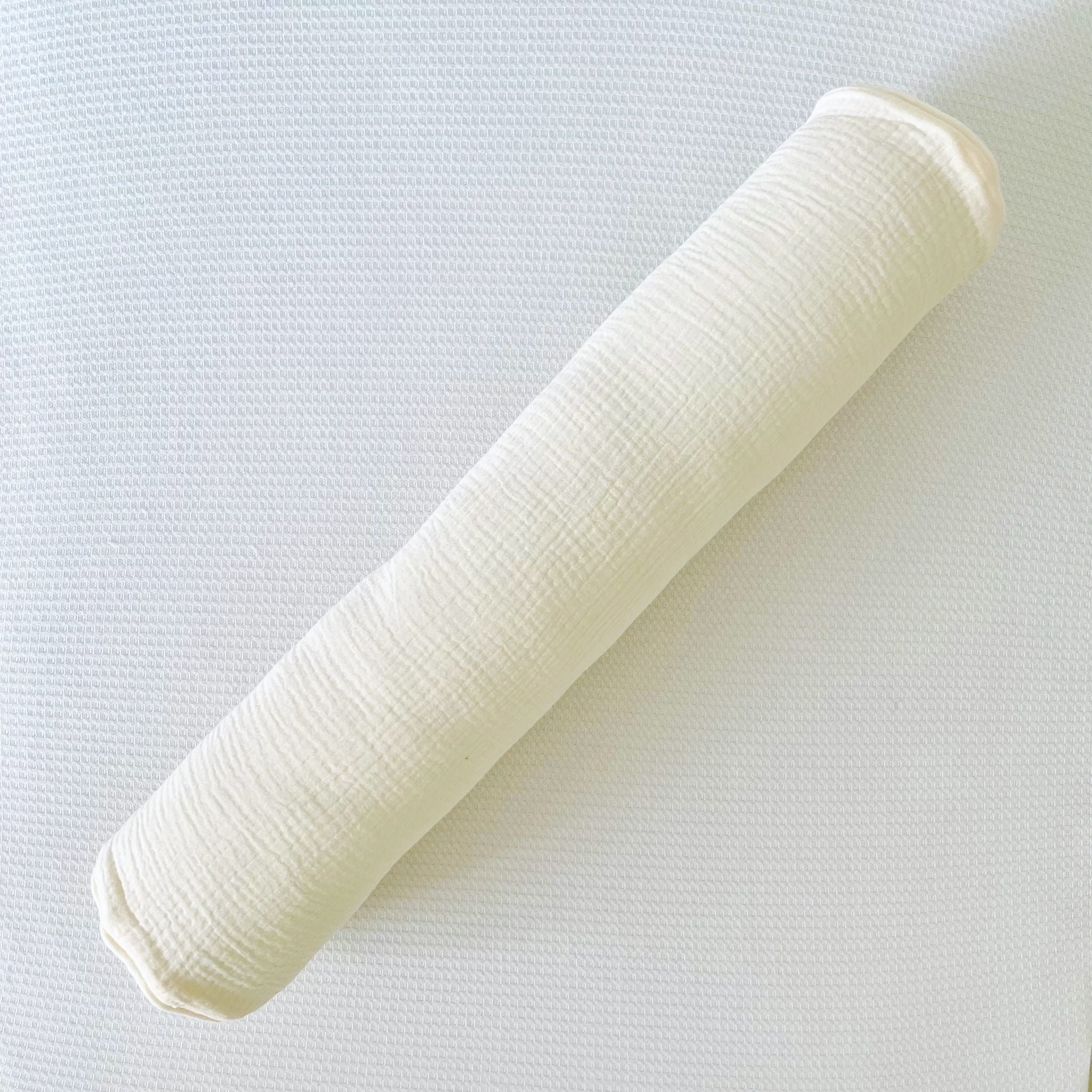  Gối ôm muslin màu trơn dài 60cm 