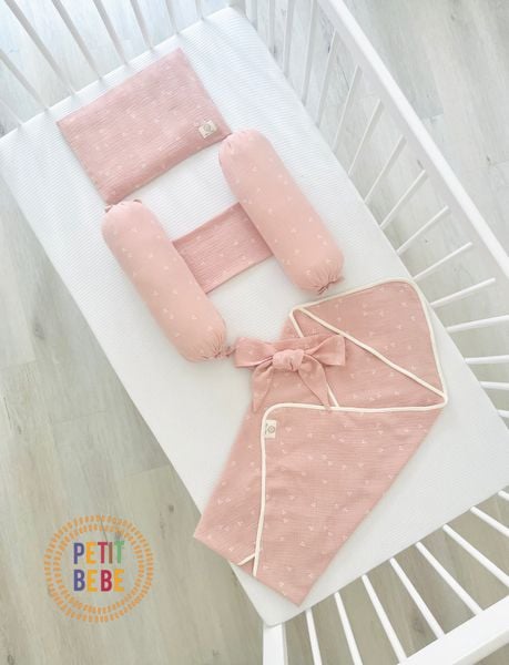  Combo sơ sinh 3 món Petit Bebe gối mỏng gối chặn choàng ủ 