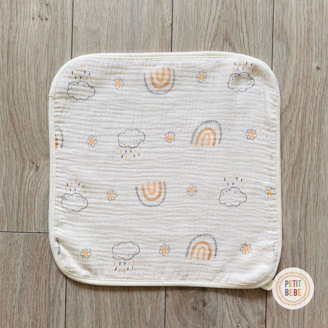  Khăn mặt kích thước lớn 30x30cm cho bé Petit Bebe 