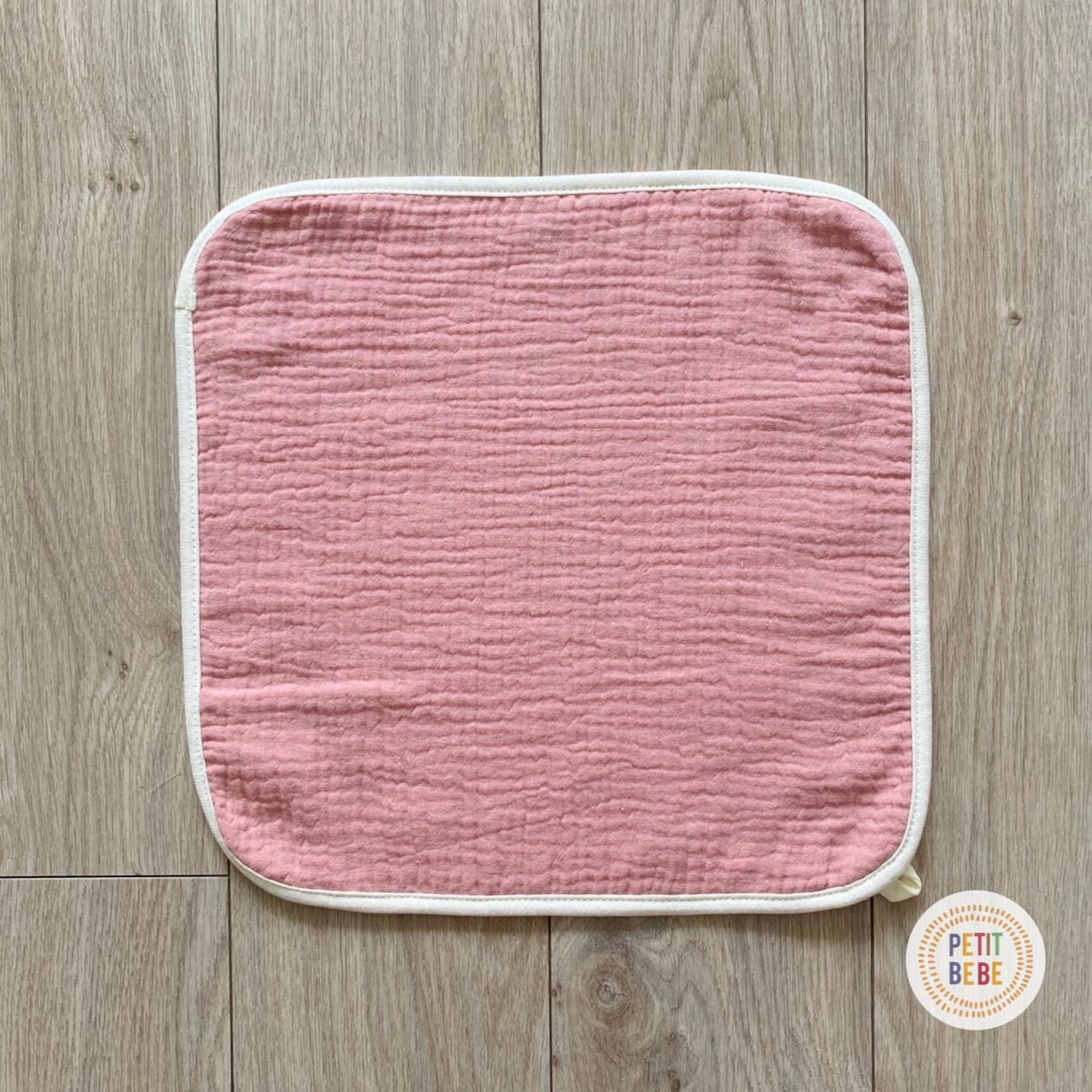  Khăn mặt kích thước lớn 30x30cm cho bé Petit Bebe 