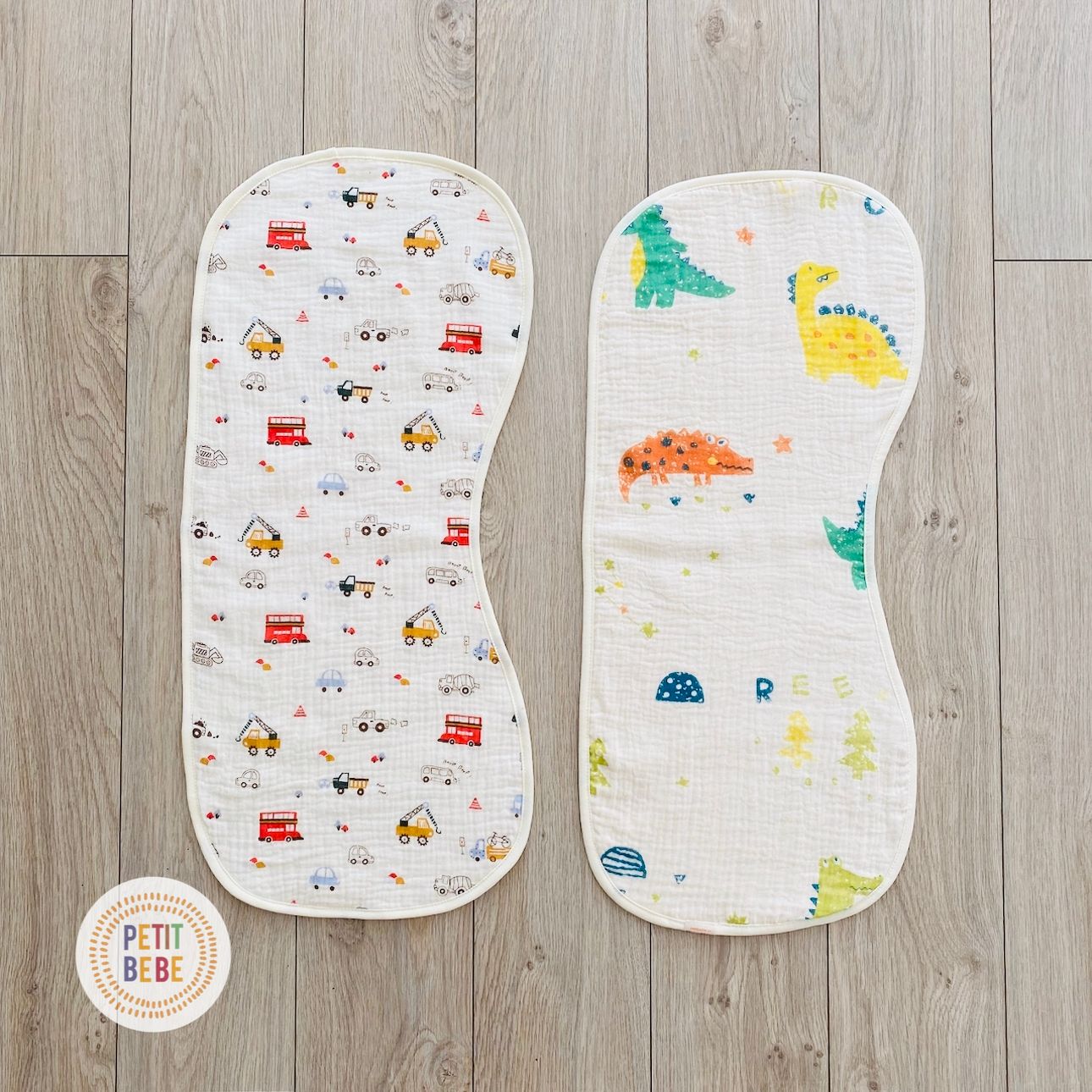  Khăn lót vai hỗ trợ vỗ ợ hơi cho bé Petit Bebe 