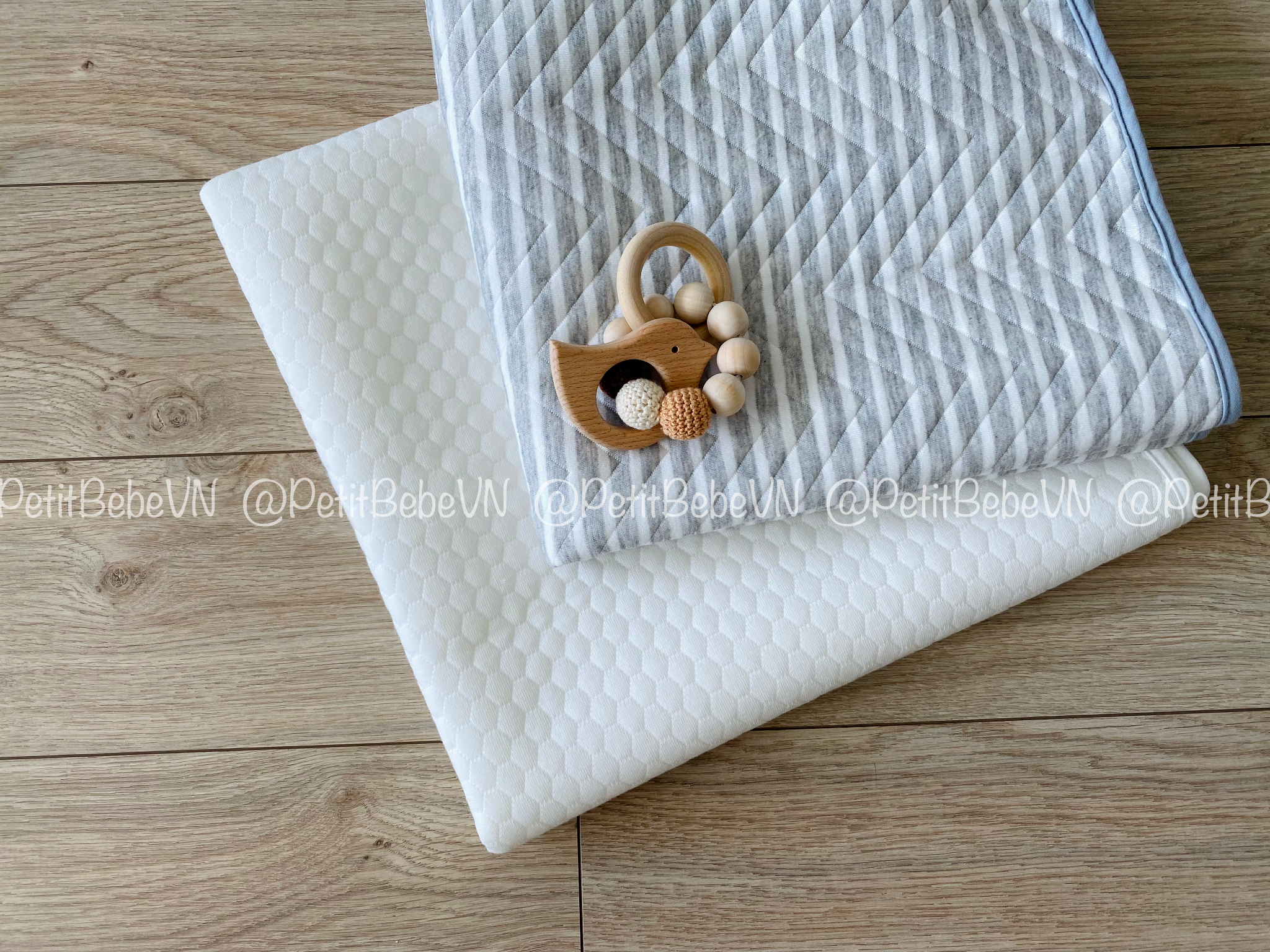  Tấm lót chống thấm - màu trắng 