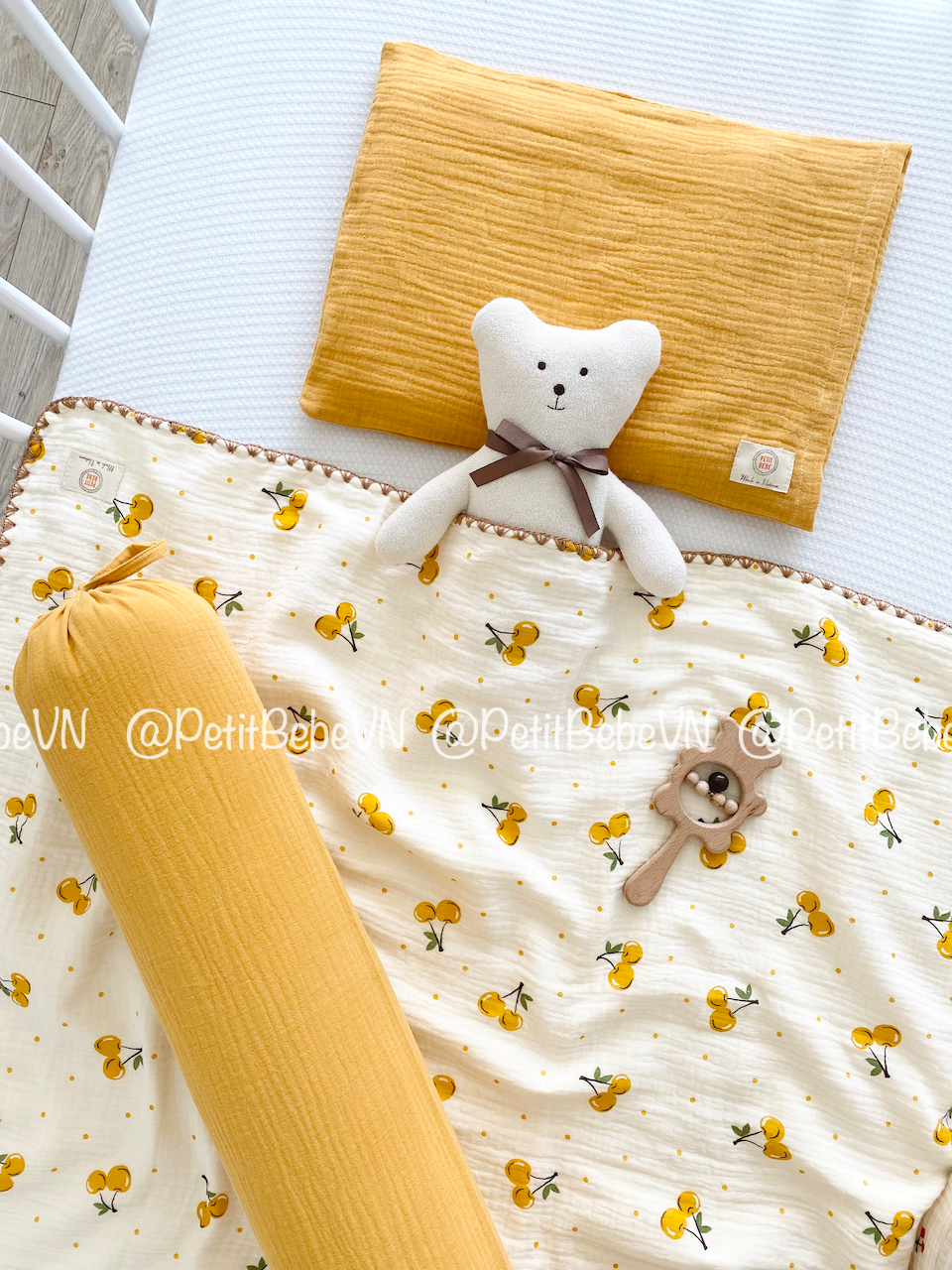  Gối mỏng màu trơn lót đầu sơ sinh 