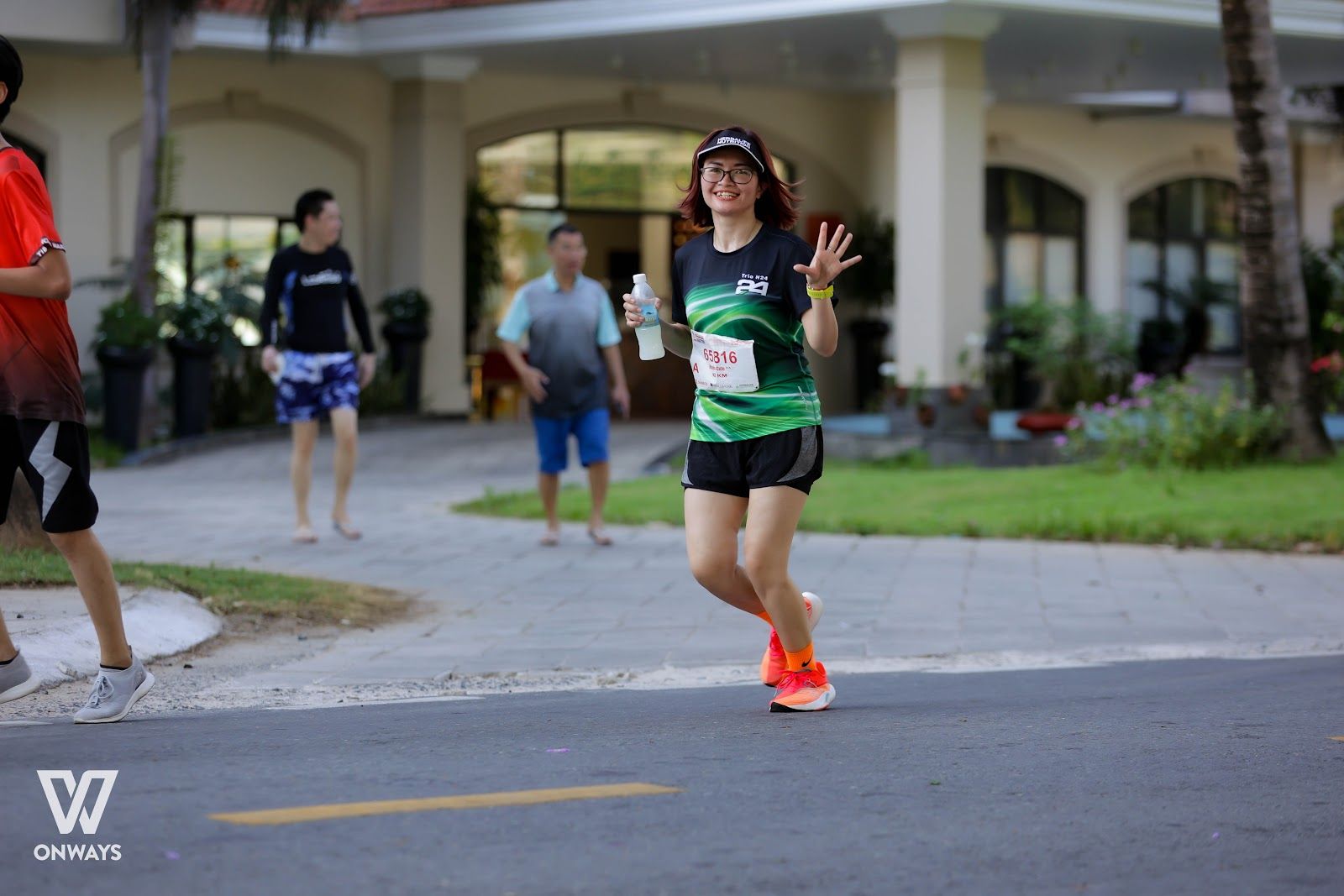TP224177.jpg – ONWAYS PHOTO
