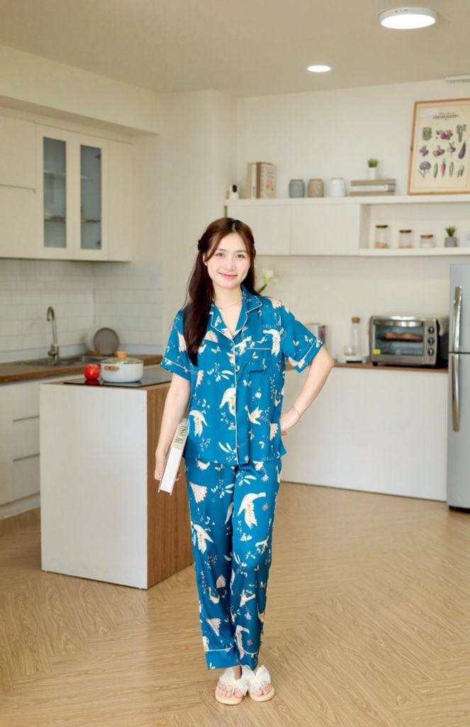 Pijama Lụa latin mềm mại, sang trọng Satino TNQD - Peacock Mallard Green