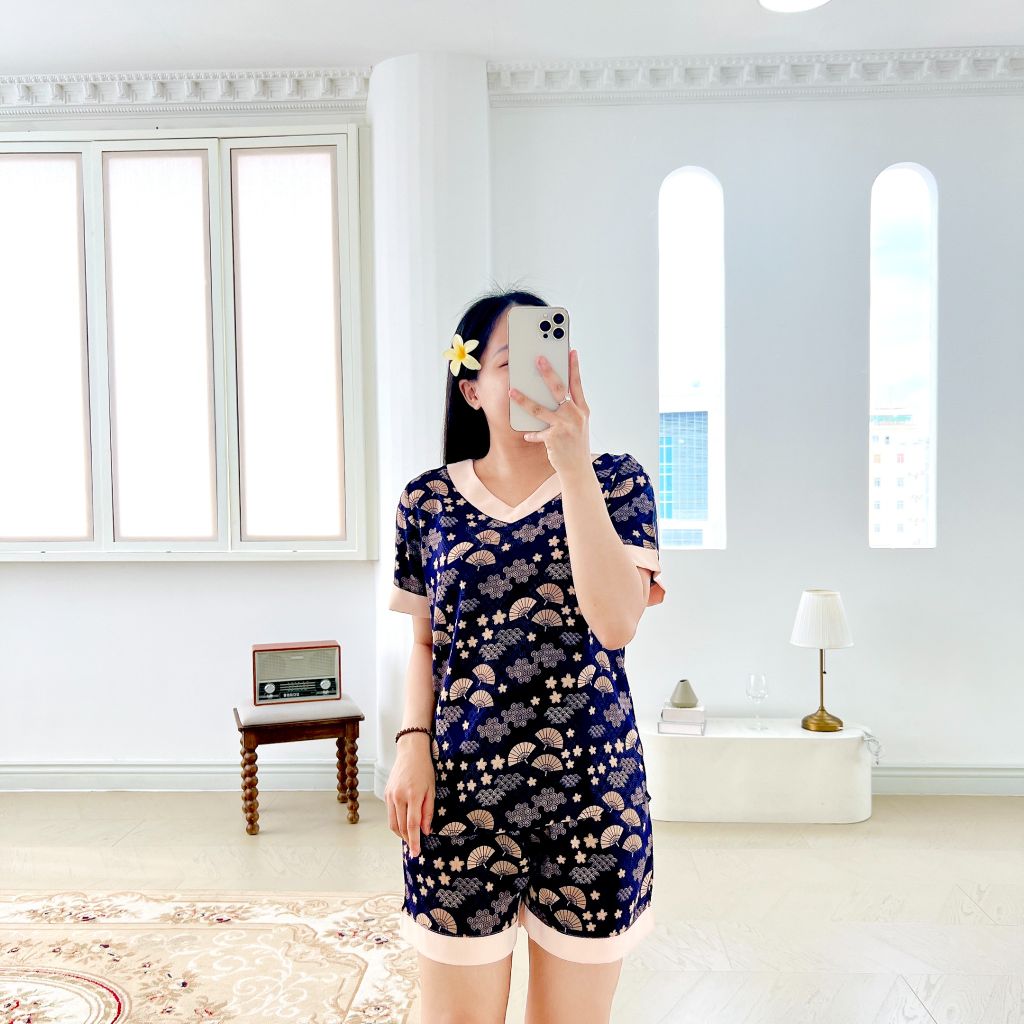 Pijama lụa mango mềm mại, không nhăn Satino TNQN cổ tim - T-Jadie Dark Blue