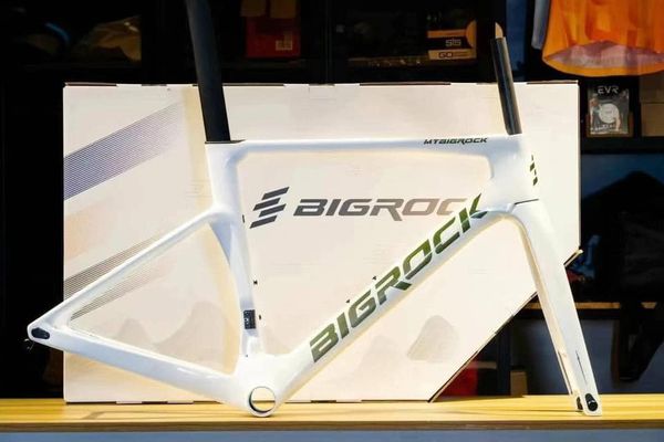  Sườn Bigrock Road Aero Carbon - Màu Trắng 
