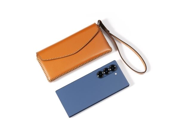  Samsung Galaxy Z Fold6 - Ví da nắp nhọn 