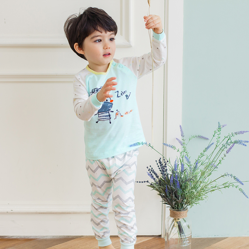Bộ đồ dài cotton mịn bé trai U1058
