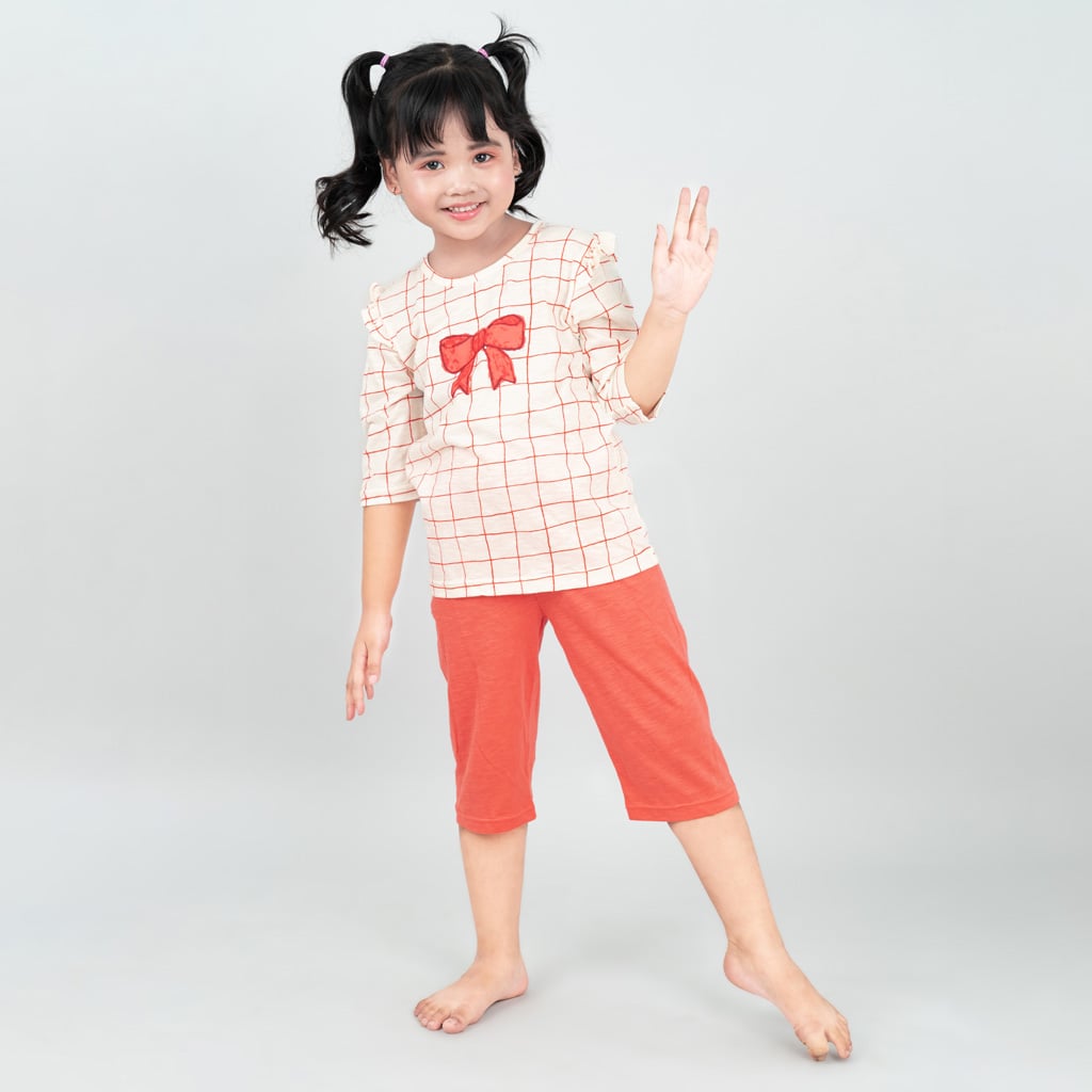 Bộ đồ lửng cotton mịn bé gái U2070