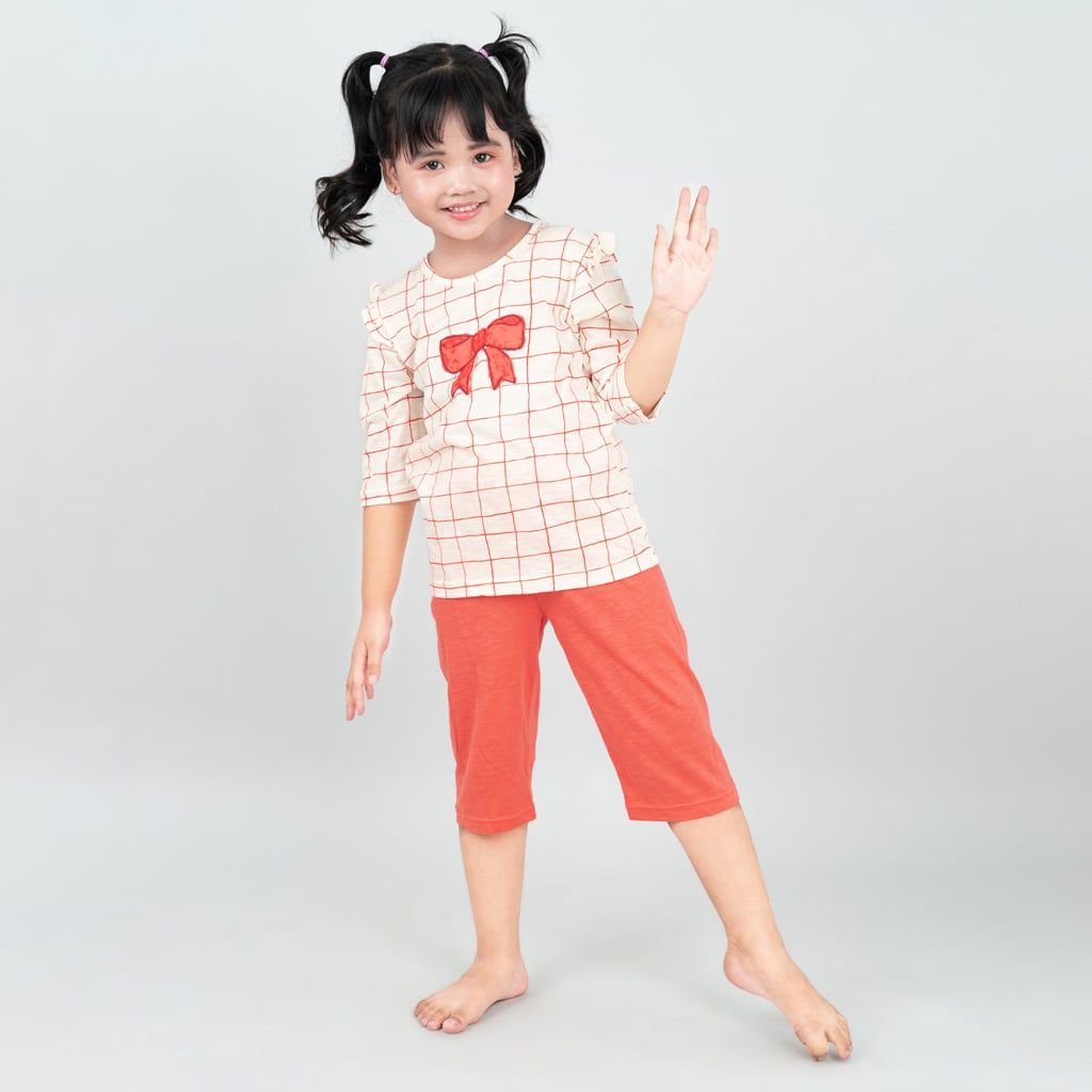 Bộ đồ lửng cotton mịn bé gái U2070