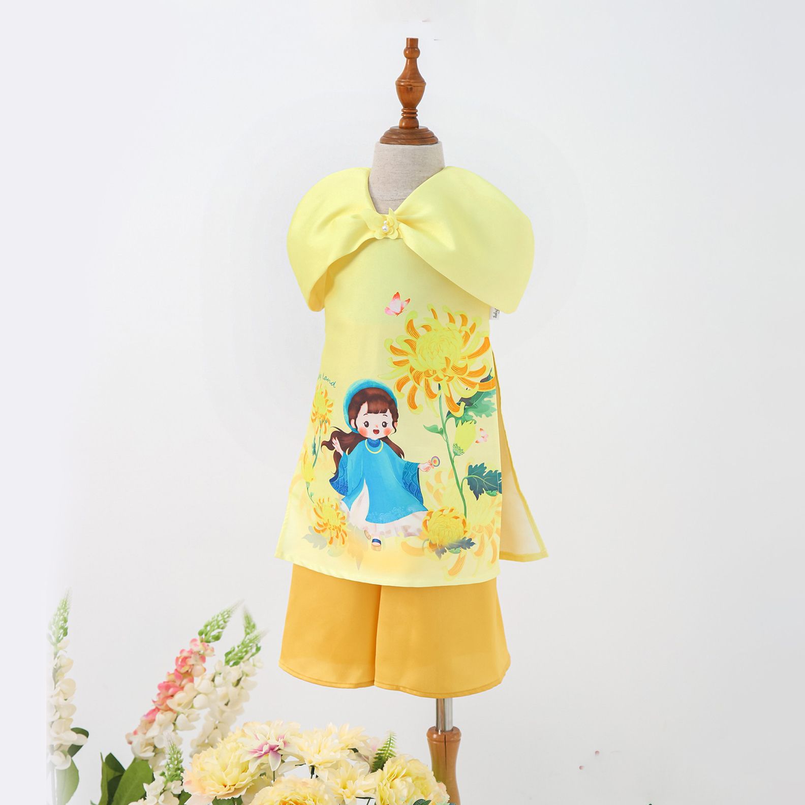 Set áo dài bé gái vải Tafta hoạ tiết hoa cúc AG004