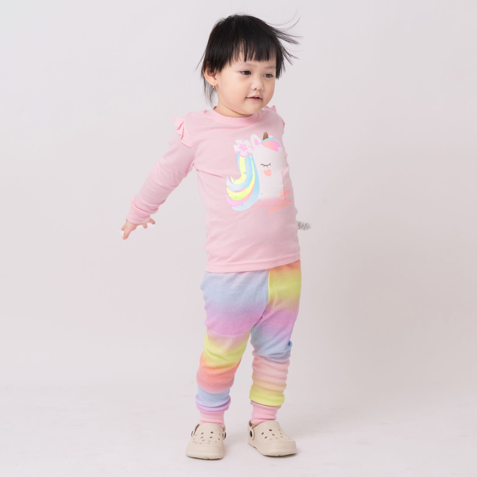 Bộ đồ dài dáng ôm cotton mịn bé gái U1150