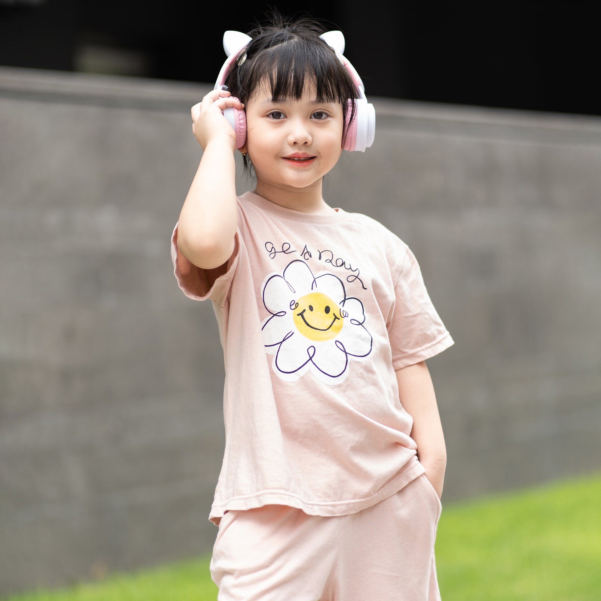 Bộ đồ ngắn cotton mịn bé gái U3131