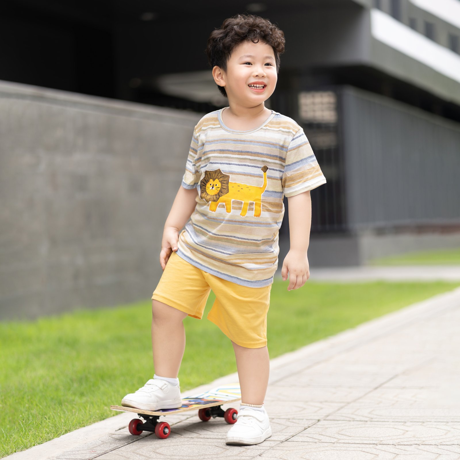 Bộ đồ ngắn cotton mịn bé trai U3109