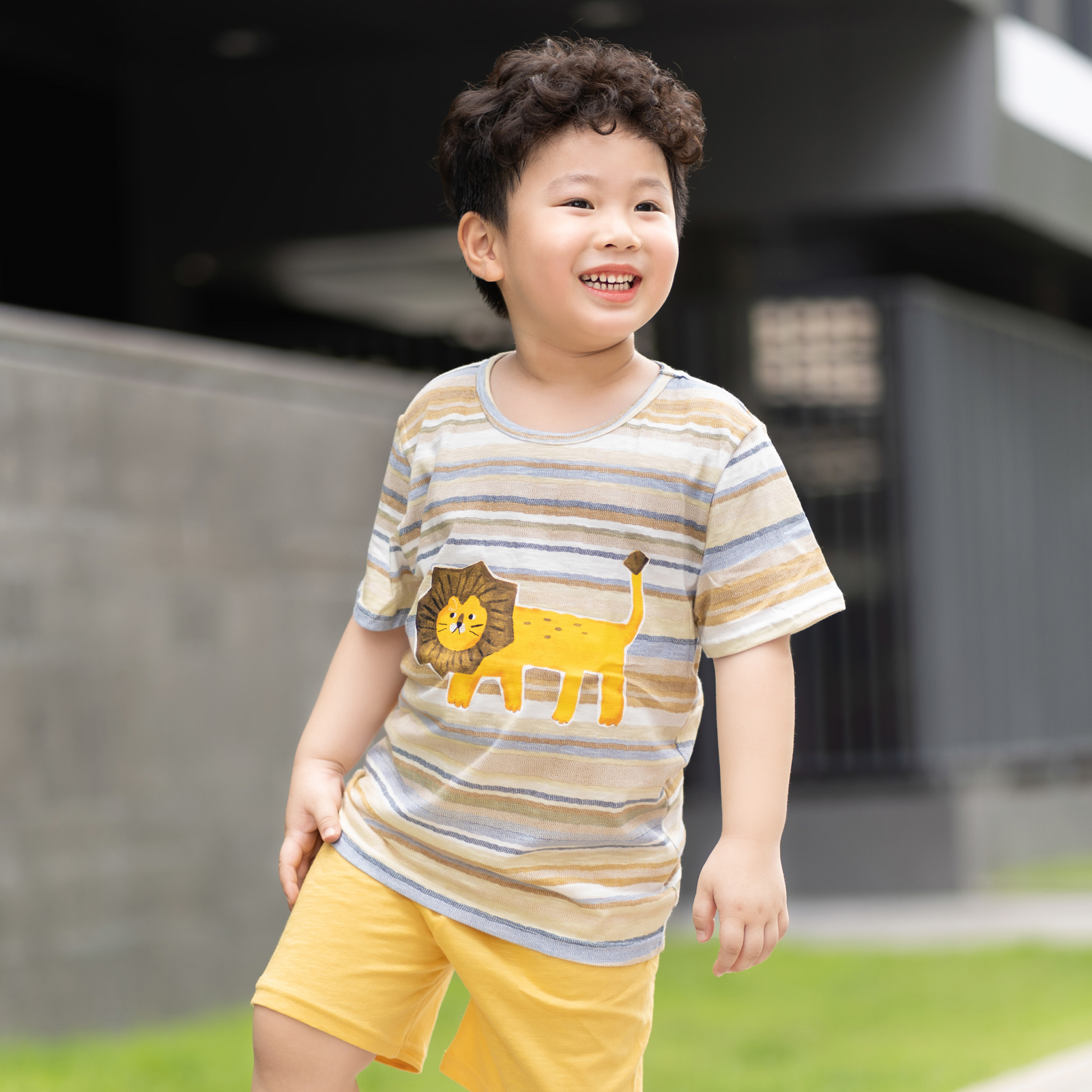 Bộ đồ ngắn cotton mịn bé trai U3109