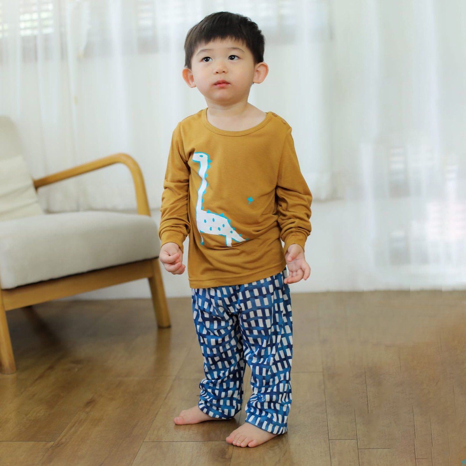 Bộ đồ dài Cool Feel mịn mỏng mát bé trai và bé gái U1180