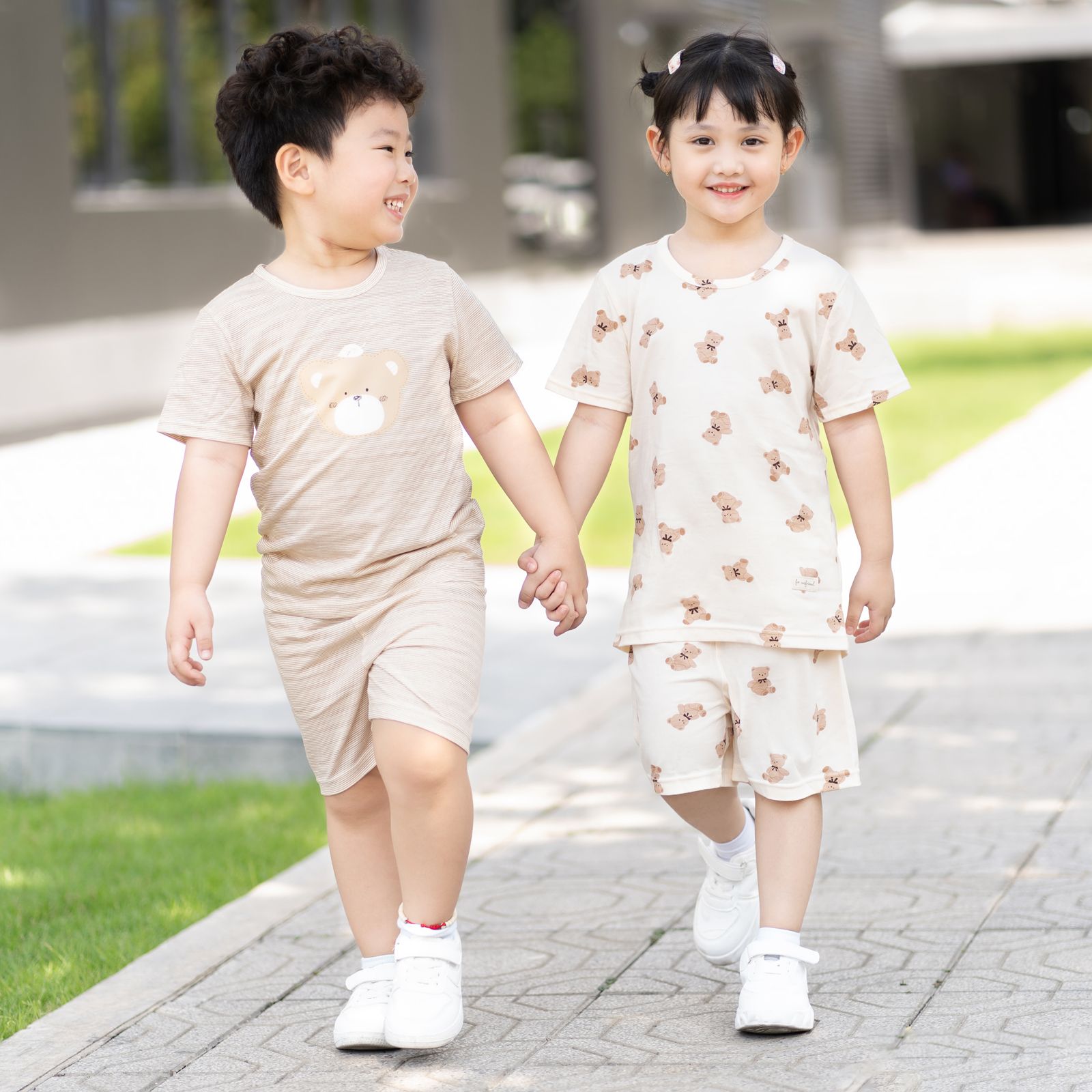 Bộ đồ ngắn cotton mịn bé gái và bé trai U3175